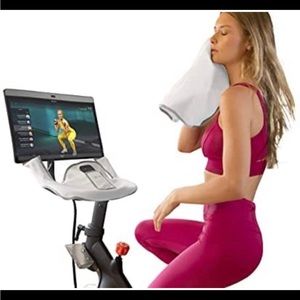 NWT SELINA Handlebar Towel and Face Towel Set for Peloton Bike and Bike +